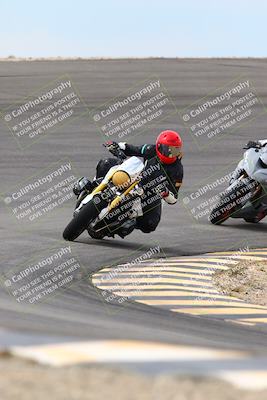 media/Mar-13-2022-SoCal Trackdays (Sun) [[112cf61d7e]]/Bowl Exit (1110am)/